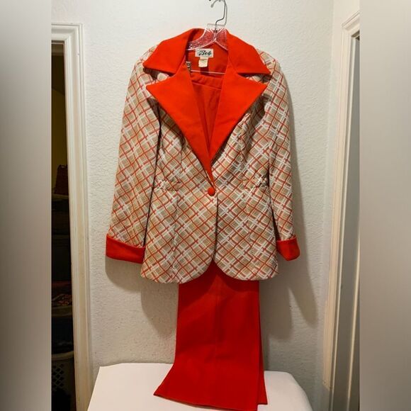 mr bob of California Jackets & Blazers - VINTAGE Mr. Bob of California 12 red & cream Plaid Long Suits